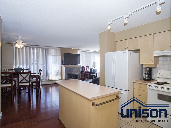 5th image of 650 10th St SW #1207