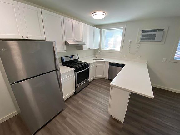 4th image of 400 3rd Ave APT 6