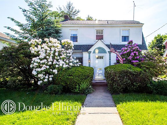 2nd image of 130 Parsons Dr