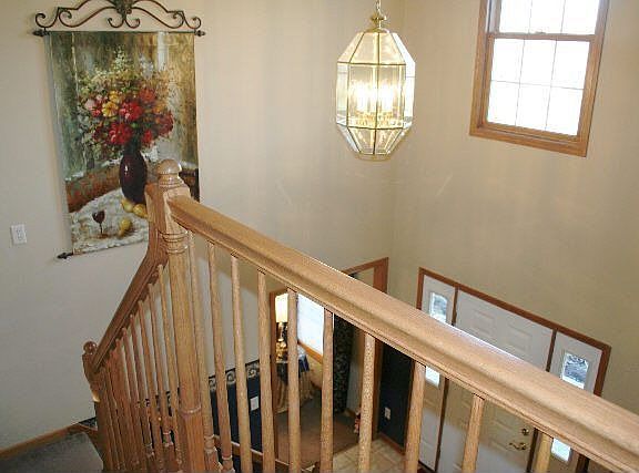 3rd image of 419 Pinewood Cir