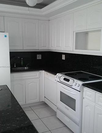 2nd image of 2861 Leonard Dr APT F506