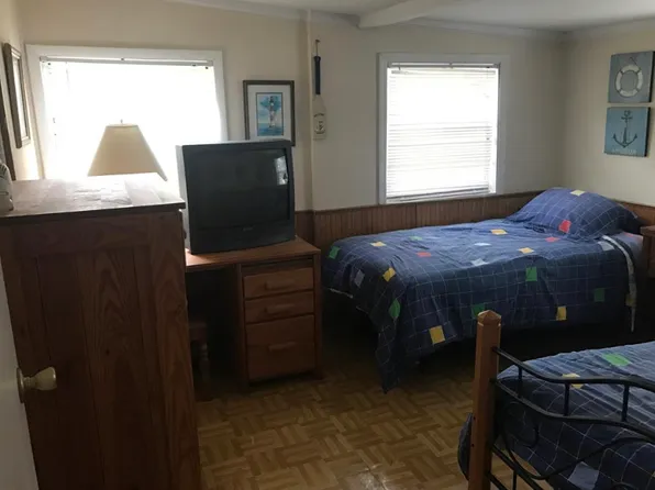 155 9th Ave E, Horseshoe Beach, FL 32648