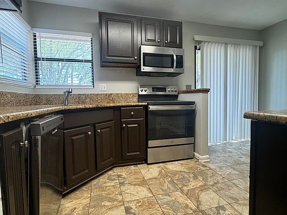 5th image of 8343 WESTOVER Court
