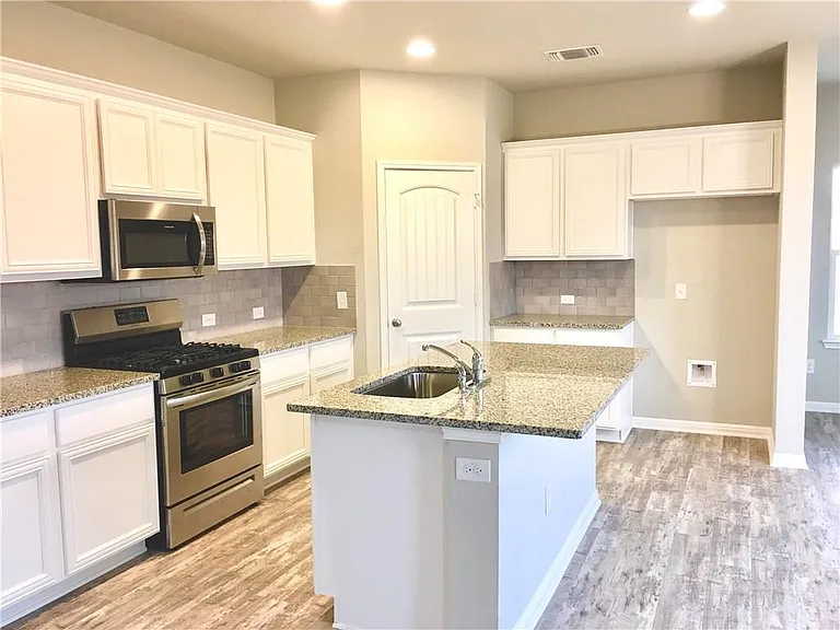 2969 Bridekirk Dr — Photo 13