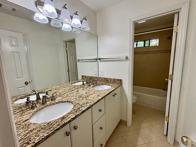 4160 Creekwood Dr — Photo 20