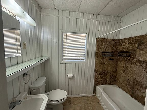 5th image of 2324 20th St