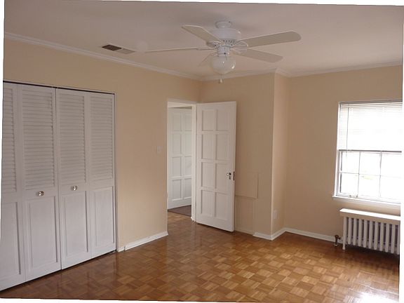 5th image of 1211 Far Hills Ave