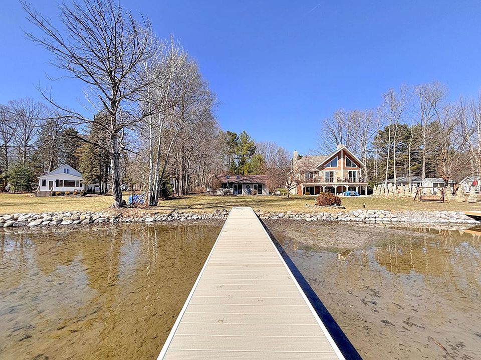 1st image of W336N6496 Lakeview DRIVE