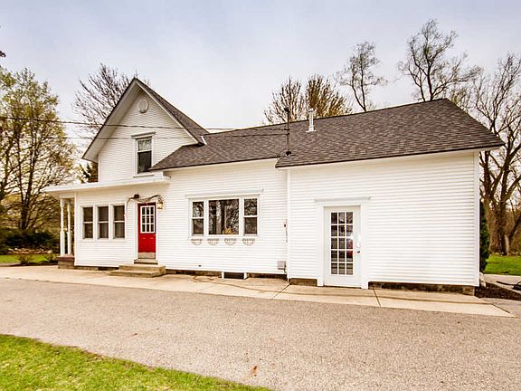 5th image of 4380 46th St