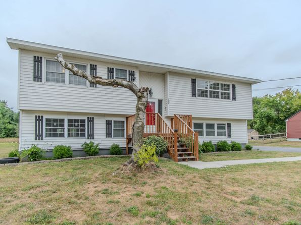 102 Pine Dr