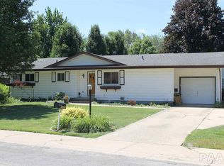 1420 W Brentwood Dr, Dunlap, IL 61525