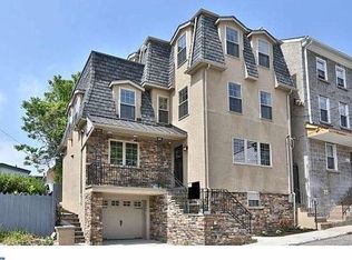 212 Grape St, Philadelphia, PA 19128