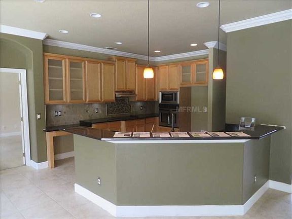 4th image of 3023 Curving Oaks Way