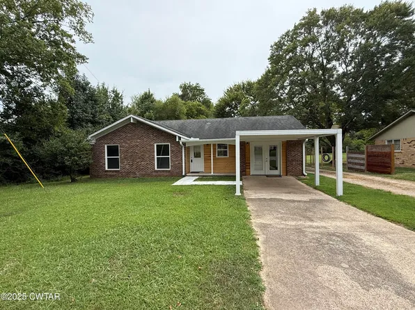 215 Laurel Dr, Adamsville, TN 38310