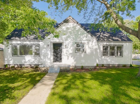 800 S Independence St