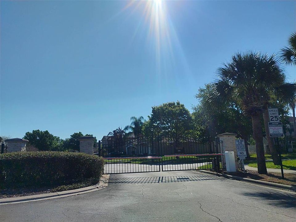 2nd image of 10244 Sandy Marsh Ln