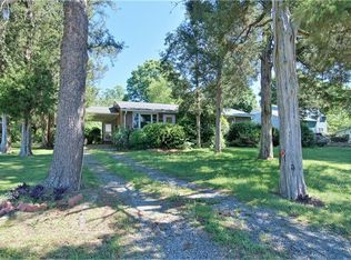 3445 Royalton St, Winston Salem, NC 27104