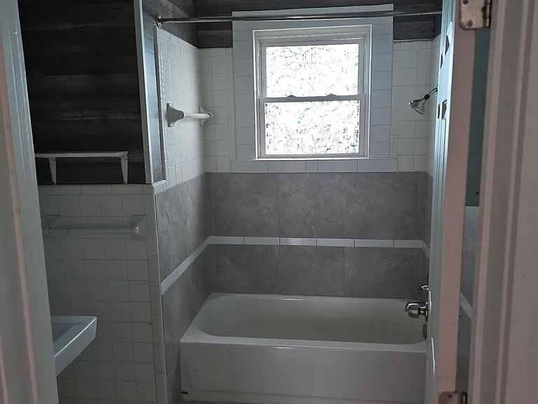 5208 Bernardo De Galvez — Photo 6