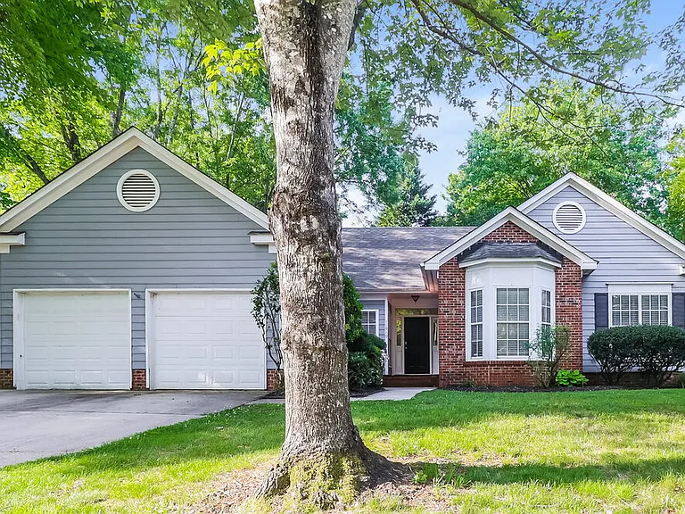 11910 Harris Ridge Dr — Photo 1