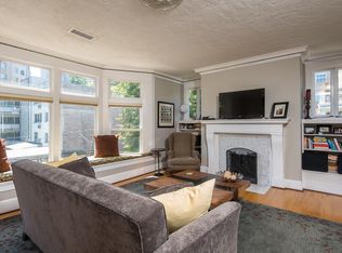 2161 SW Yamhill St APT 3, Portland, OR 97205