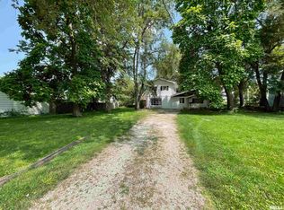 1219 E Cox Ave, Peoria Heights, IL