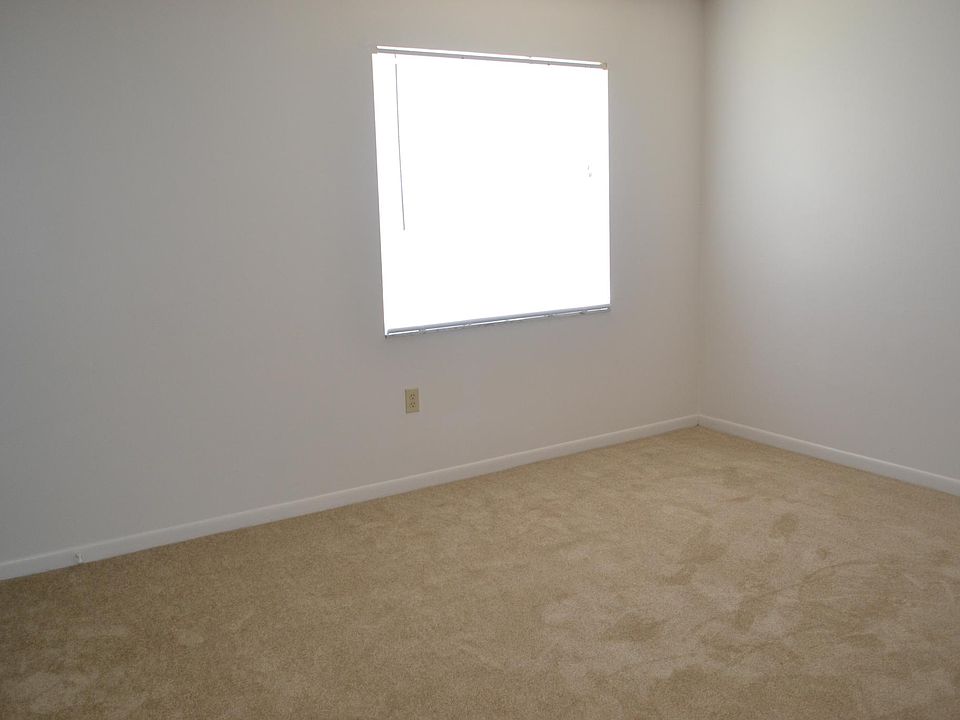 1st image of 539 W Timberlane