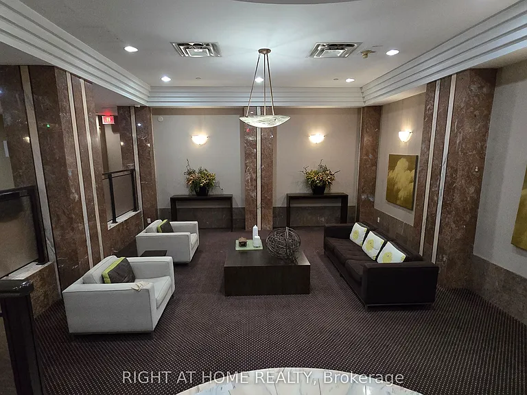 7 Broadway Ave #311 — Photo 8