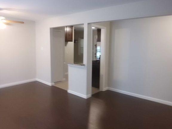 5th image of 10739 Sandalwood Dr