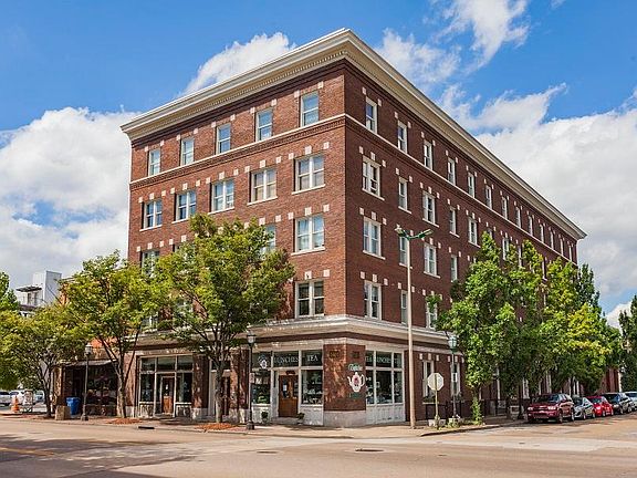 5th image of 1401 Market St APT 407