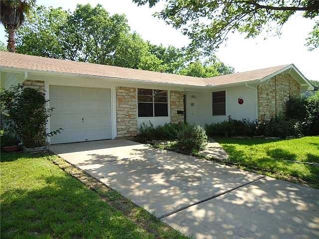 1st image of 810 Sussex Dr