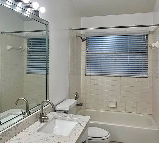 9318 Heritage Oak Ct — Photo 31