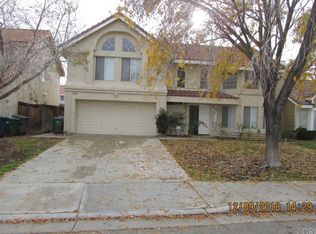 1938 Spanish Broom Dr, Palmdale, CA 93550