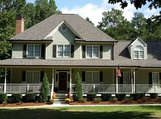 6025 Longhorn Dr, Fuquay Varina, NC 27526