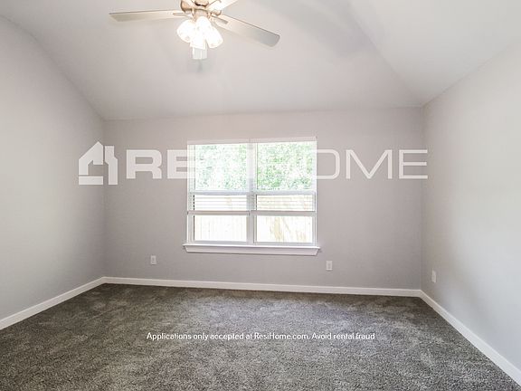 5th image of 287 Finley St