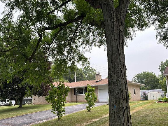 2nd image of 849 Kennedy St