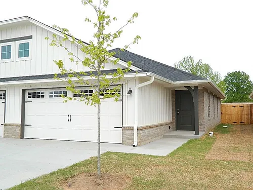 4914 Avion Ct Photo 1