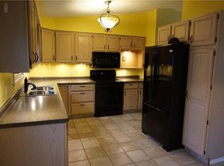 349 Countess Dr, West Henrietta, NY 14586