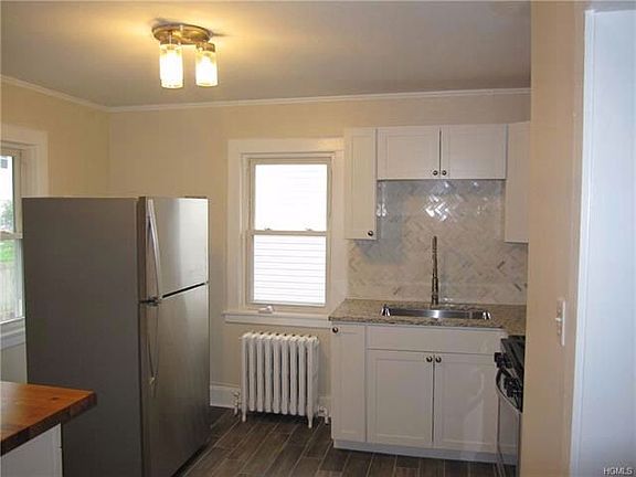 3rd image of 550 S 6th Ave