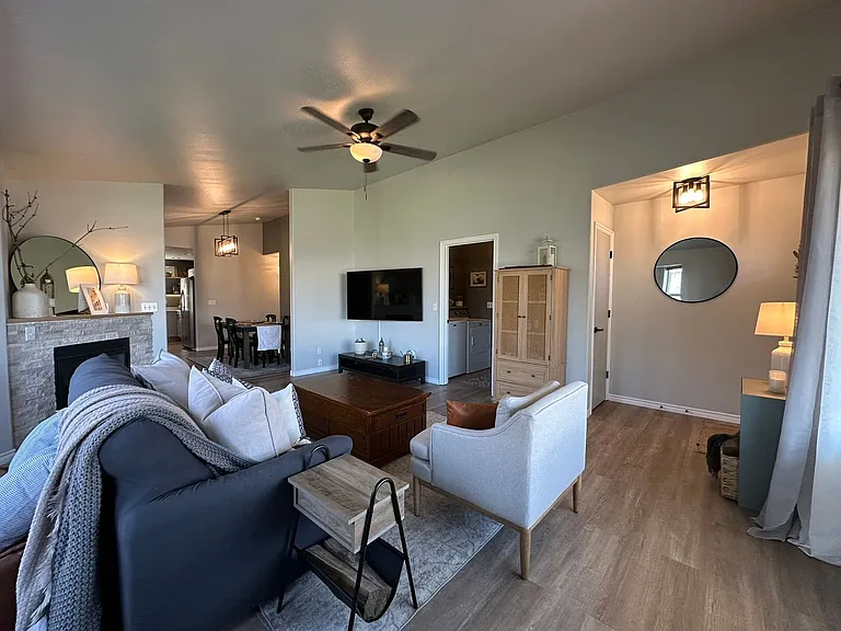 2508 N Ellington St — Photo 5