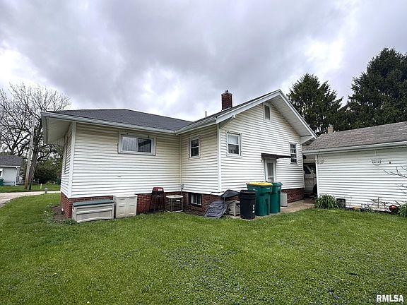 3rd image of 277 N Ivan Ave