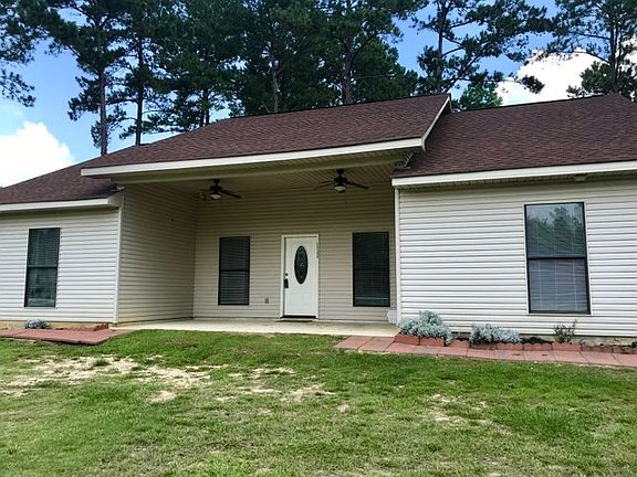 3rd image of 58399 Stevens Dr