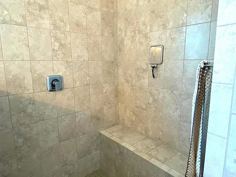 1719 SW Bradway Ln — Photo 19