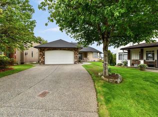 2389 Orchard Pl, Abbotsford, BC V3G 2B4