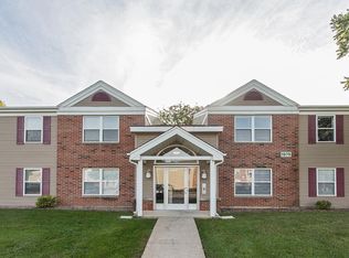 1965 W Riverside Blvd APT 202, Rockford, IL 61103