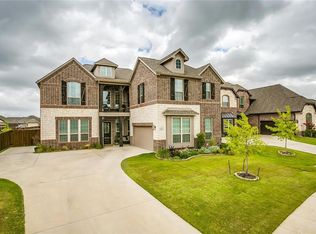 921 Sandy Hill Rd, Burleson, TX 76028