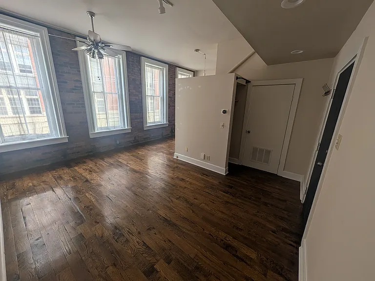 311 E 13th St #3 — Photo 1