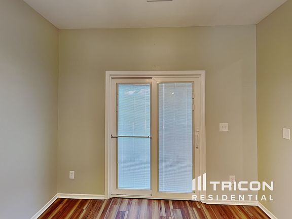 5th image of 913 Willow Wind Dr