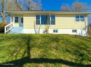 235 Hill St, Brandenburg, KY 40108