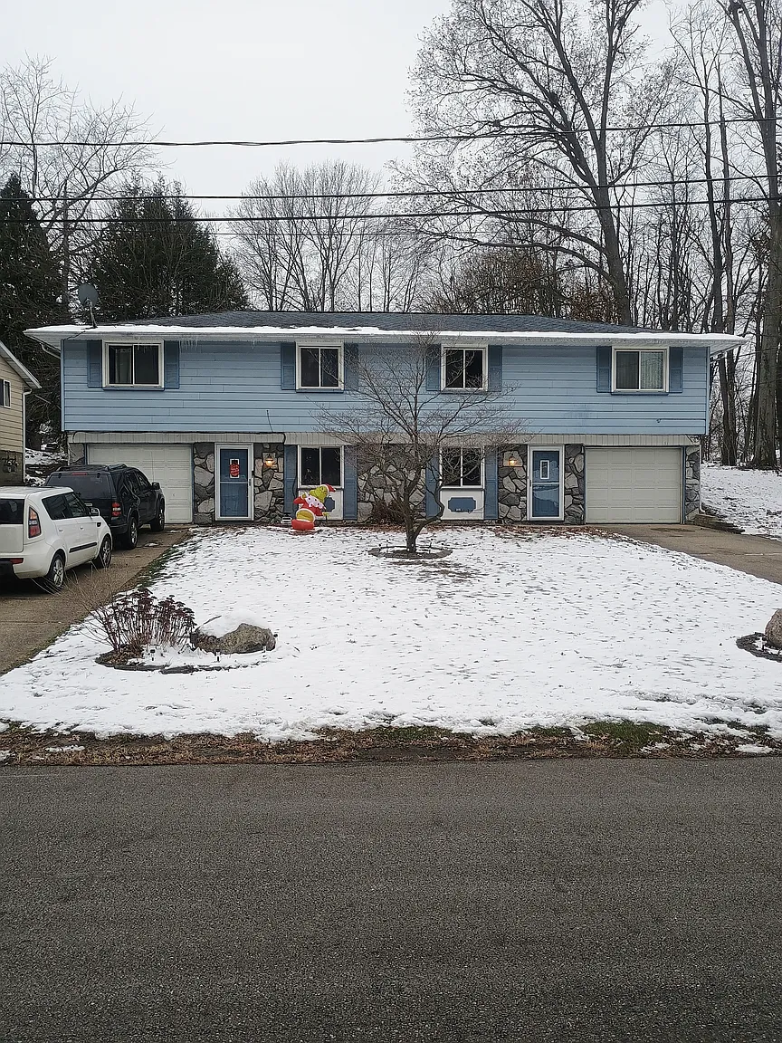 349 Stewart Ave NW #349 photo 1