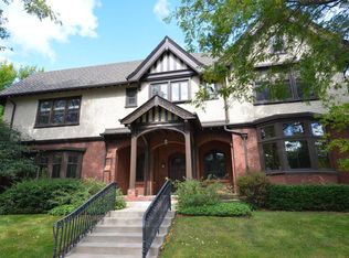 3008 E Linnwood Ave, Milwaukee, WI 53211